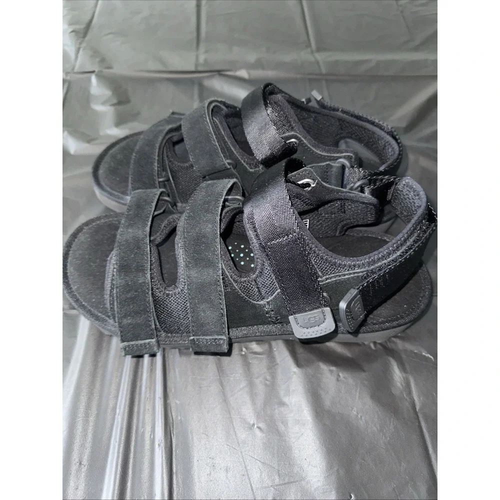 UGG Goldencoast Multistrap Sandals Men's 10 Black Suede Comfort Gorpcore Hiking‎